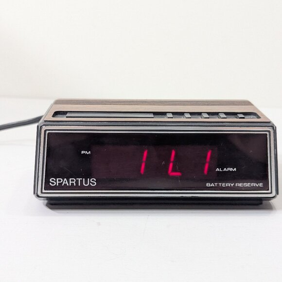 Vintage Spartus Alarm Clock Wired or Battery READ - AS IS - Picture 5 of 11